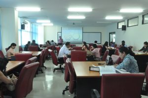 โครงการสัมมนาเชิงปฏิบัติการ “การเขียนรายงานการประเมินตนเอง (SAR) ระดับหลักสูตร” [7 กรกฎาคม 2558 ]