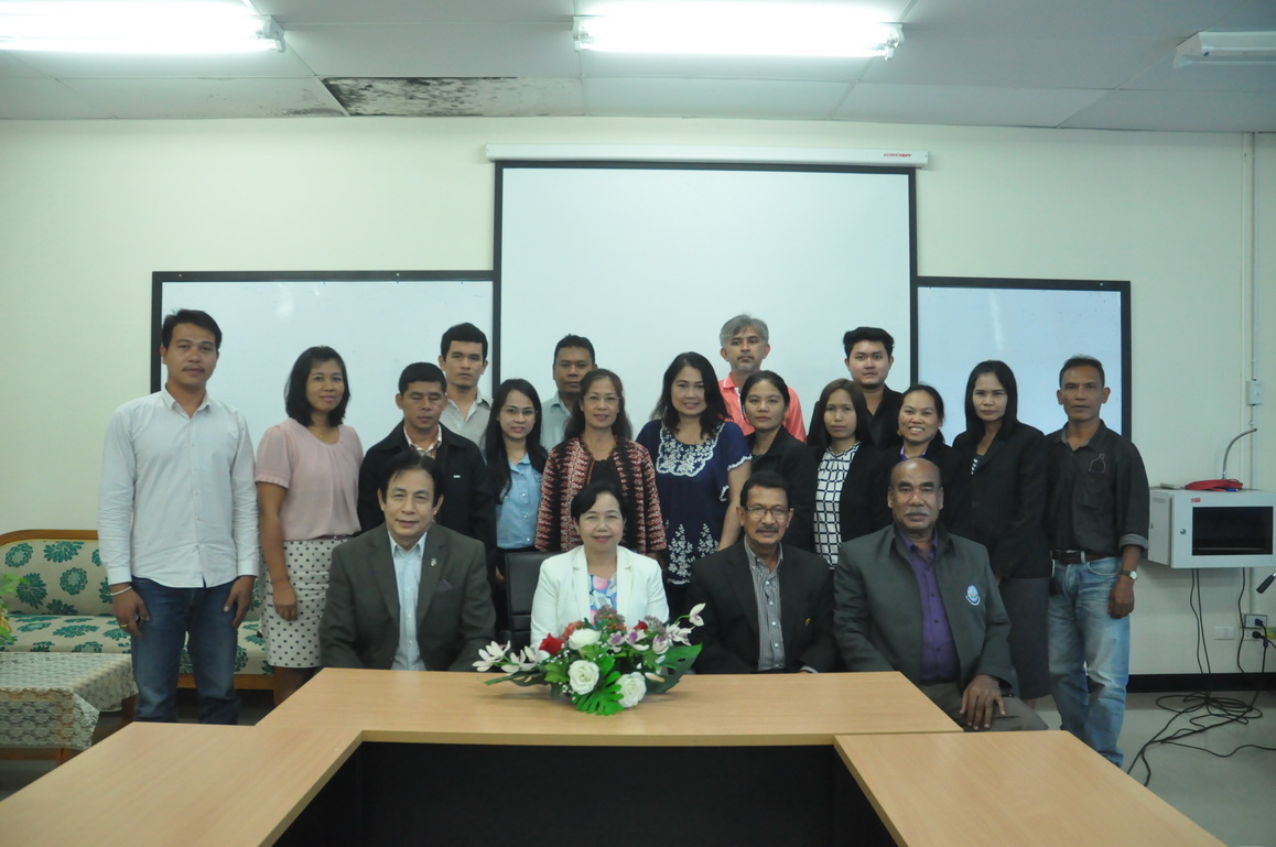 โครงการการบริการวิชาการ เรื่อง “การพัฒนาภาวะผู้นำ : ผู้บริหารองค์กรปกครองส่วนท้องถิ่น” (20 – 21 พ.ย. 2558)