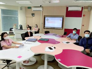 จัดประชุมเตรียมความพร้อมการติดตามตรวจสอบ และประเมินผลงานตำแหน่งคณบดีบัณฑิตวิทยาลัย ประจำปีงบประมาณ พ.ศ. 2564 (รอบ 12 เดือน)21