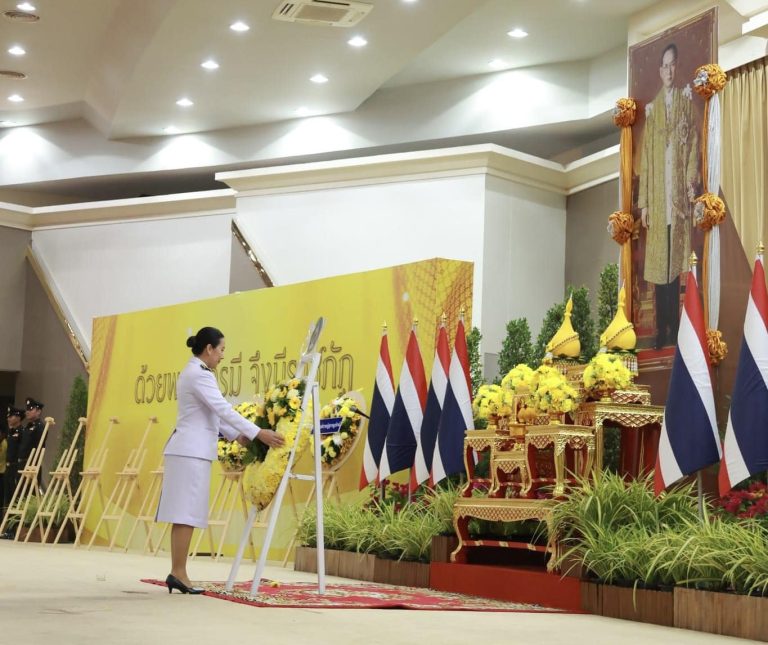 บัณฑิตวิทยาลัยร่วมกิจกรรมน้อมรำลึกในพระมหากรุณาธิคุณพระบาทสมเด็จพระบรมชนกาธิเบศร มหาภูมิพลอดุลยเดชมหาราช บรมนาถบพิตร เนื่องในวันนวมินทรมหาราช